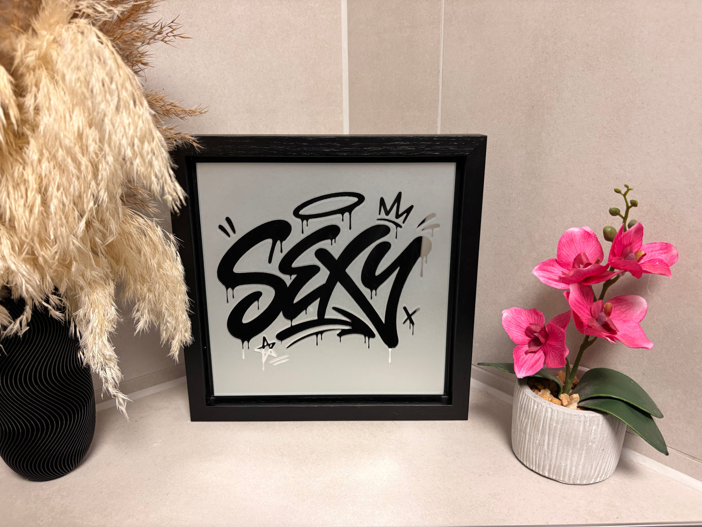 Spiegelbild im Graffiti-Stil „ SEXY“ | 24 x 24 cm | Handgefertigt